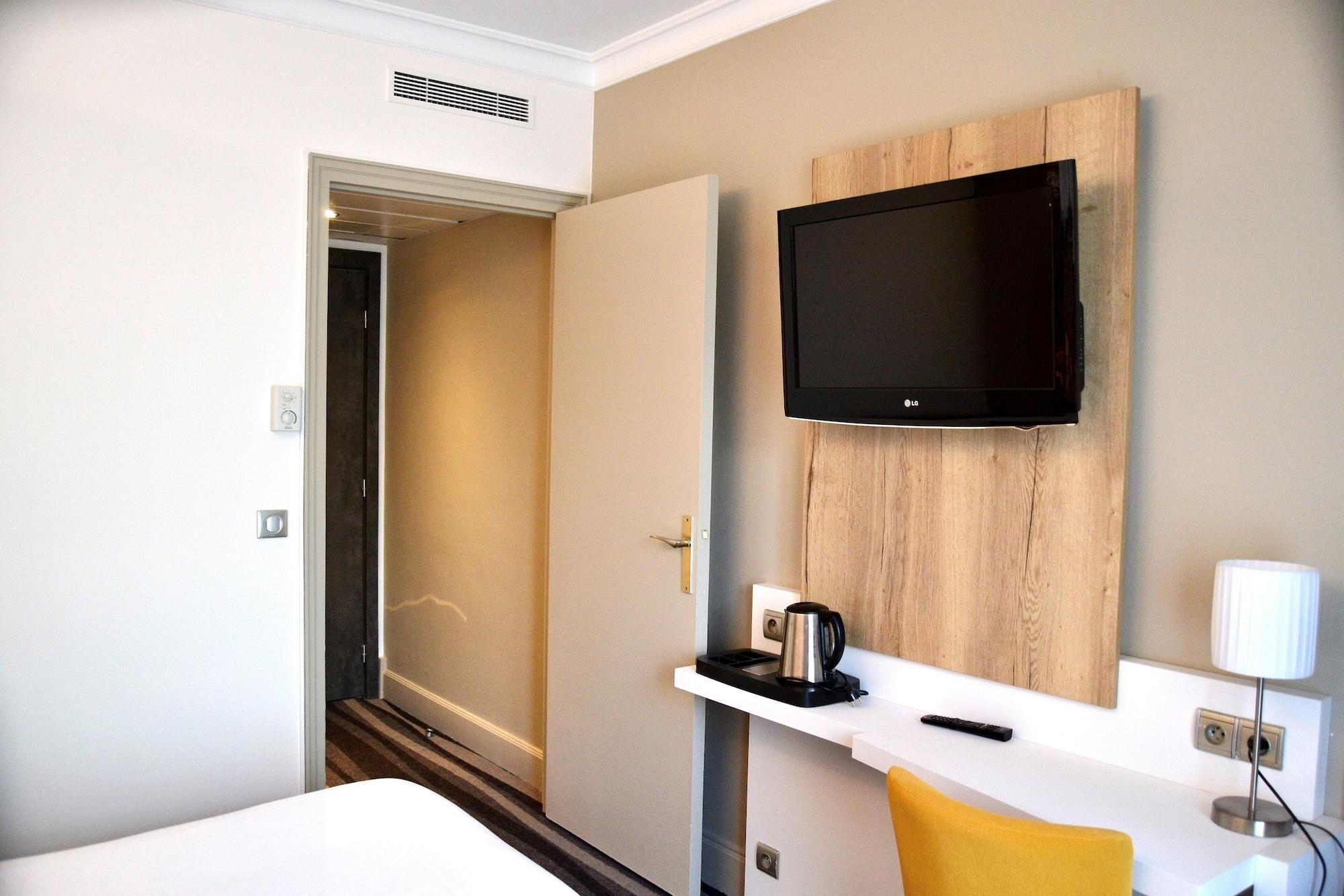 Kyriad Hotel Tours Centre Экстерьер фото