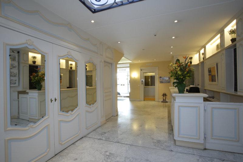 Kyriad Hotel Tours Centre Экстерьер фото