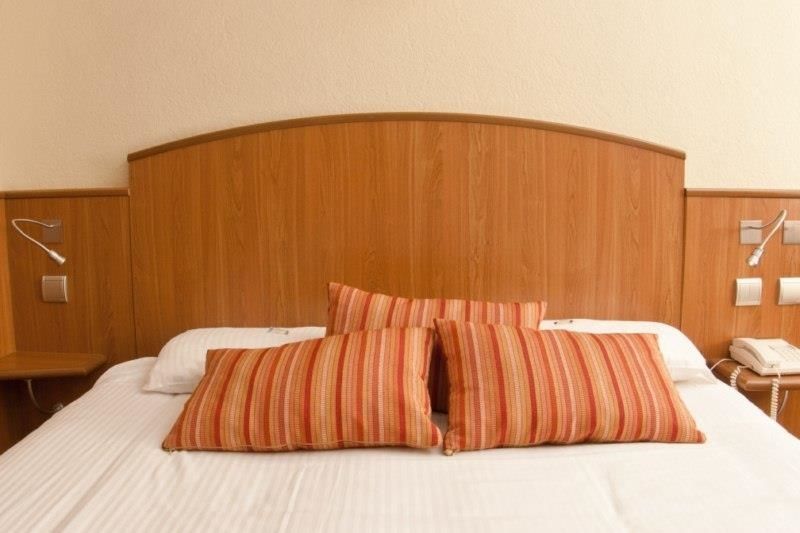 Kyriad Hotel Tours Centre Экстерьер фото